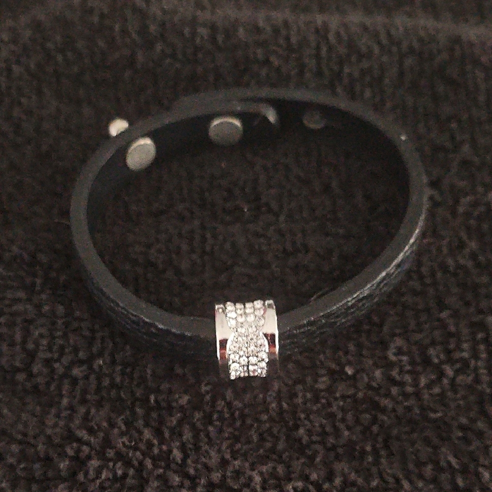 Elegant Black Leather  and Silver With Rhinestone Bracelet